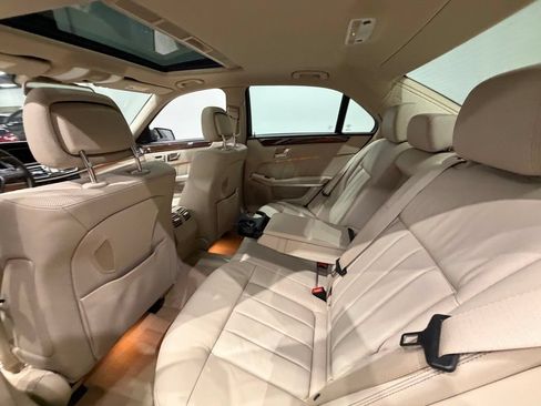 Used 2014 Mercedes-Benz E 350 4MATIC Sedan image 34