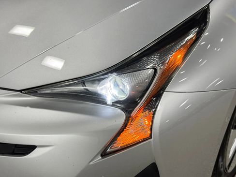 Used 2017 Toyota Prius Four w/ Premium Convenience Package image 67