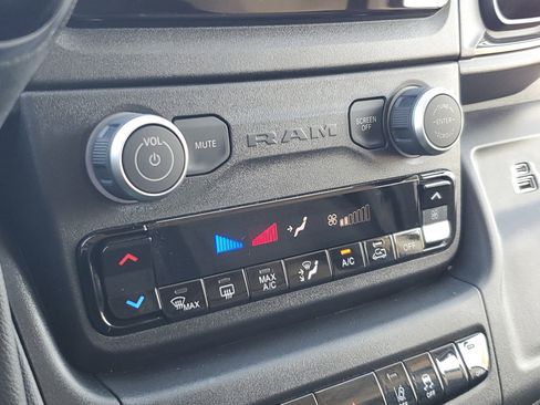 Used 2025 RAM ProMaster 1500 w/ Safety Group image 17