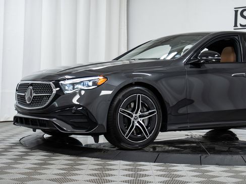 New 2026 Mercedes-Benz E 450 4MATIC Sedan image 25