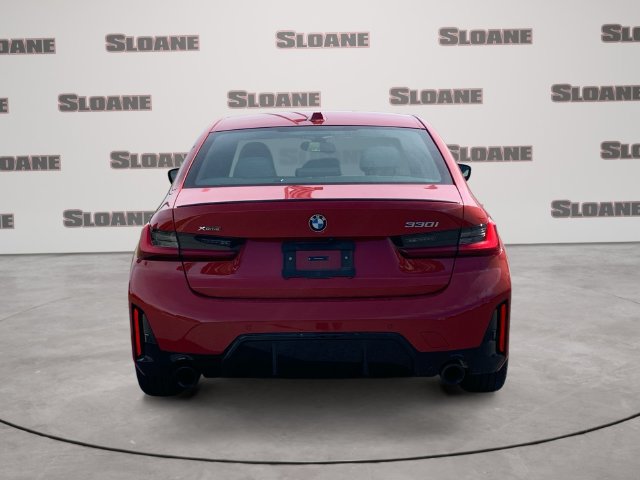 Certified 2024 BMW 330i xDrive Sedan w/ M Sport Package AWD/4WD image 4