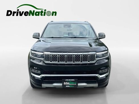 Used 2024 Jeep Grand Wagoneer L 4WD image 2