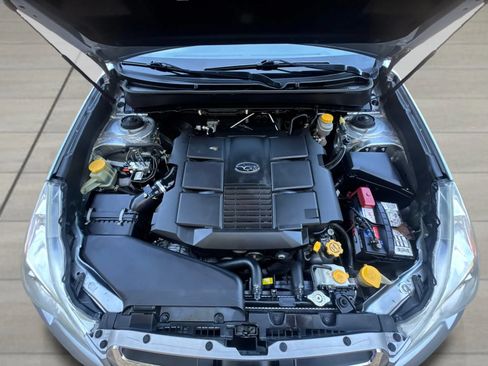 Used 2014 Subaru Outback 3.6R Limited w/ Moonroof Package AWD/4WD image 45