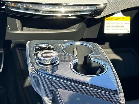 New 2026 Cadillac Optiq Luxury 1 image 4