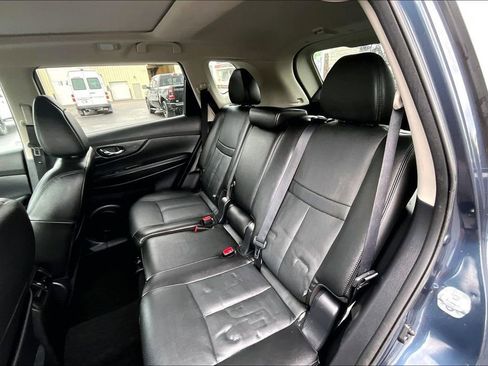 Used 2016 Nissan Rogue SL w/ SL Premium Package AWD/4WD image 26