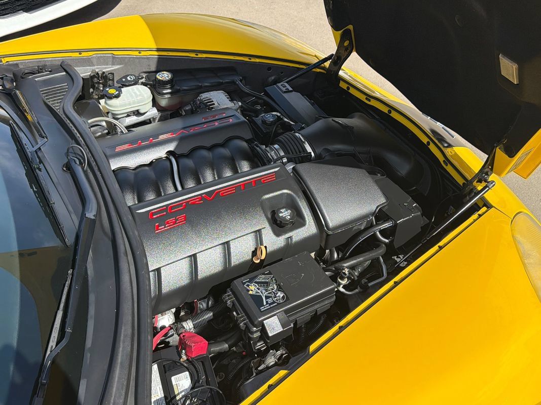 Used 2008 Chevrolet Corvette Coupe RWD image 24