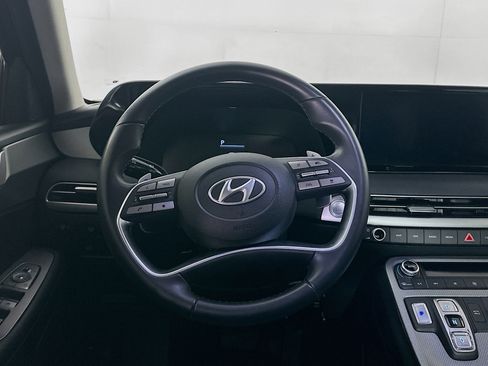 Used 2023 Hyundai Palisade SEL image 18