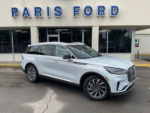 Used 2025 Lincoln Aviator 2WD w/ Equipment Group 101A image 1