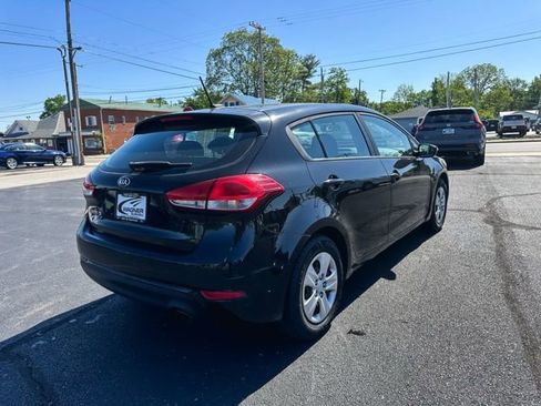 Used 2017 Kia Forte LX FWD image 8