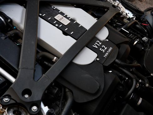 Used 2020 Aston Martin DBS Superleggera image 28