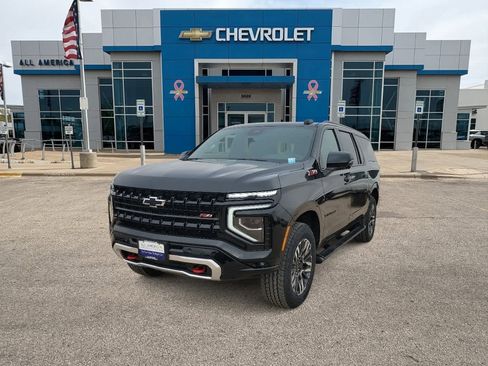 New 2026 Chevrolet Suburban Z71 w/ Z71 Off-Road Package image 1