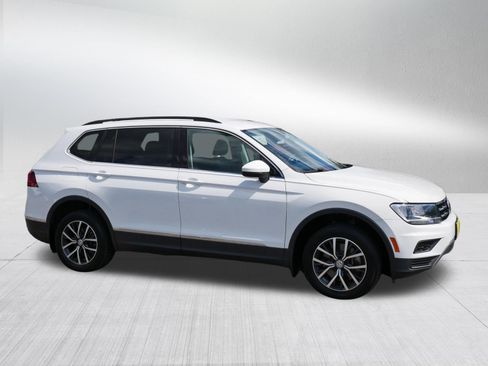 Used 2020 Volkswagen Tiguan SE AWD/4WD image 8