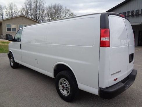 Used 2023 GMC Savana 2500 Extended w/ Driver Convenience Package image 3