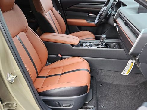 New 2026 MAZDA CX-50 Meridian Edition w/ Weather Package image 15