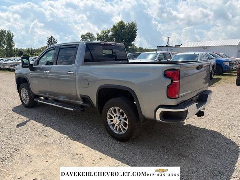 Used 2025 Chevrolet Silverado 2500 LTZ w/ LTZ Plus Package AWD/4WD image 7