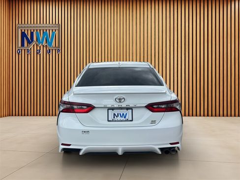 Used 2021 Toyota Camry SE w/ Cold Weather Package AWD/4WD image 28
