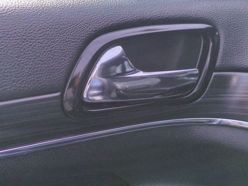 Used 2021 Jeep Grand Cherokee Limited w/ Quick Order Package 28K 80th image 15