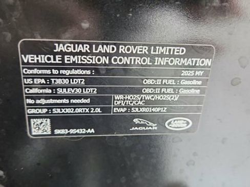 Used 2025 Jaguar F-PACE R-Dynamic S image 63