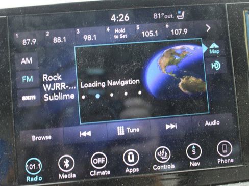 Used 2018 Chrysler Pacifica Limited w/ Advanced Safetytec Group image 11