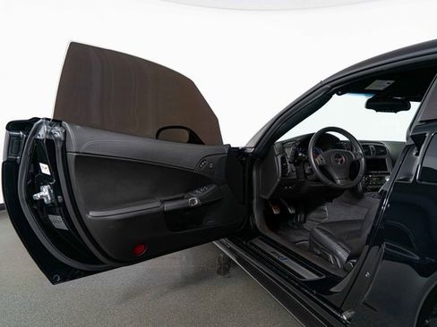 Used 2009 Chevrolet Corvette ZR1 w/ Preferred Equipment Group image 14