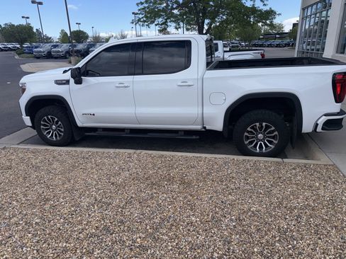 Used 2021 GMC Sierra 1500 AT4 w/ AT4 Value Package AWD/4WD image 1