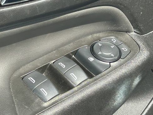 Used 2024 Chevrolet Equinox LT AWD/4WD image 27