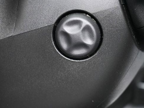 Used 2023 Chevrolet Silverado 1500 LTZ w/ LTZ Premium Package image 15