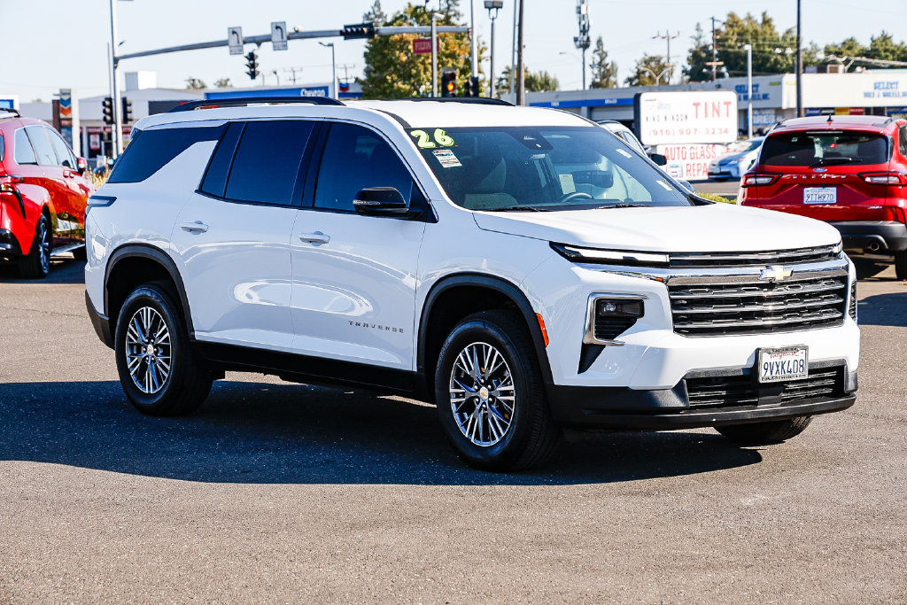 Used 2026 Chevrolet Traverse LT AWD/4WD image 5