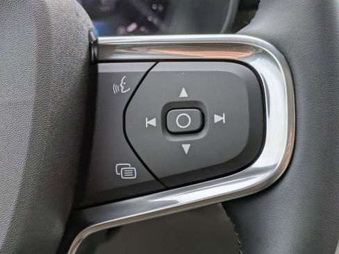 New 2026 Volvo XC40 B5 Plus w/ Protection Package Premier AWD/4WD image 36
