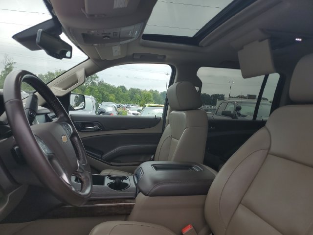 Used 2019 Chevrolet Suburban LT AWD/4WD image 11