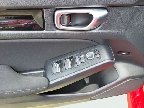 Certified 2024 Honda Civic EX image 23