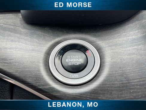 Used 2024 Jeep Grand Cherokee L Limited w/ Luxury Tech Group II AWD/4WD image 16