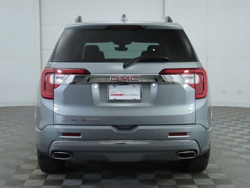 Used 2023 GMC Acadia Denali w/ Denali Technology Package image 6