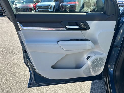 New 2026 GMC Terrain Denali image 11