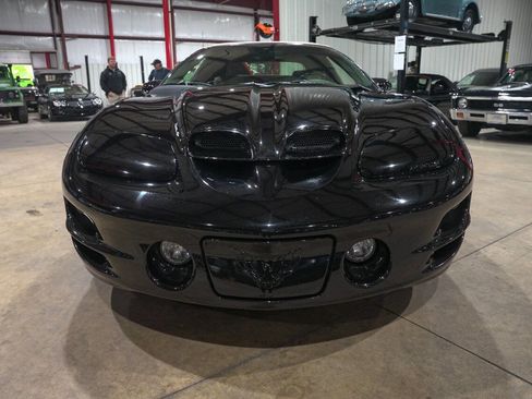 Used 2001 Pontiac Firebird Trans Am RWD image 29