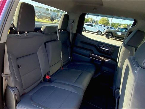 Used 2022 Chevrolet Silverado 1500 RST image 18