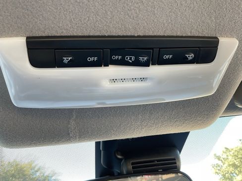 New 2025 Nissan Versa SV w/ Trunk Package image 26