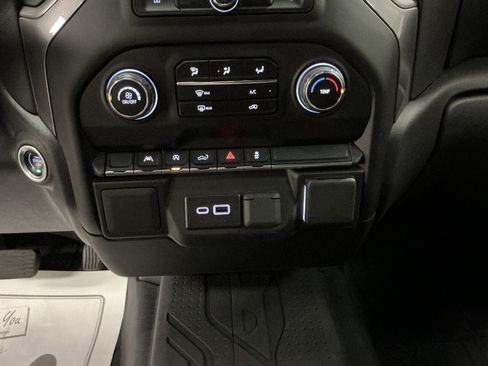 Used 2025 Chevrolet Silverado 1500 Custom AWD/4WD image 16