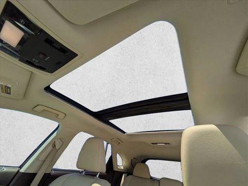 Used 2017 Lexus RX 350 FWD w/ Luxury Package image 16