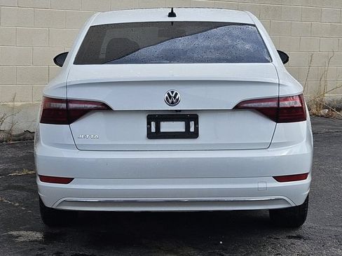 Used 2020 Volkswagen Jetta SE FWD image 4