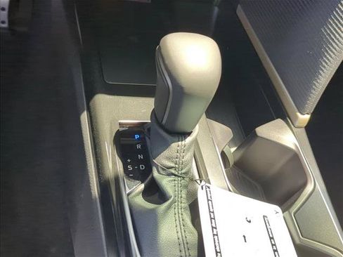 Used 2026 Toyota Camry SE FWD image 22