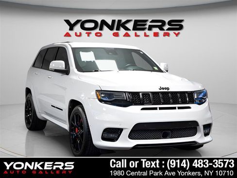 Used 2021 Jeep Grand Cherokee SRT image 14