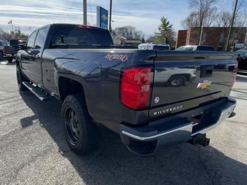 Used 2016 Chevrolet Silverado 2500 LT w/ LT Convenience Package image 8