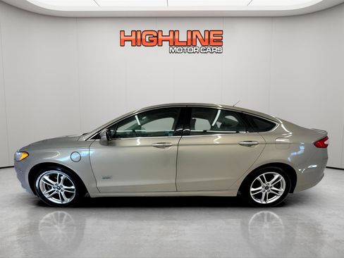 Used 2016 Ford Fusion Energi Titanium FWD image 8