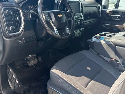 Used 2022 Chevrolet Silverado 2500 LT w/ Convenience Package AWD/4WD image 13