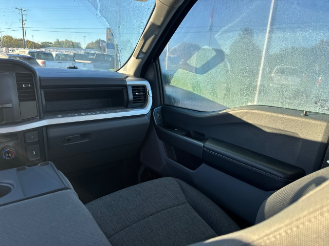 Certified 2025 Ford F250 XL w/ STX Appearance Package AWD/4WD image 29