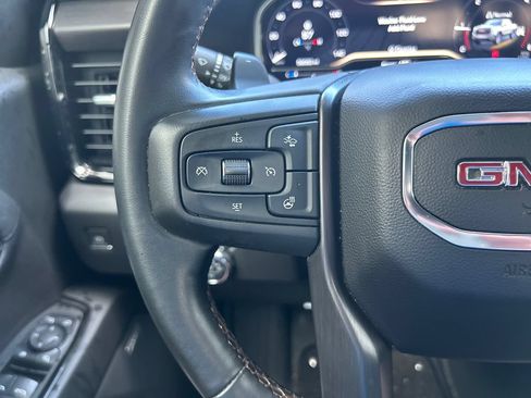 Used 2023 GMC Sierra 1500 AT4 w/ Technology Package AWD/4WD image 22