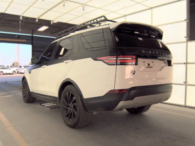 Used 2018 Land Rover Discovery HSE AWD/4WD image 8