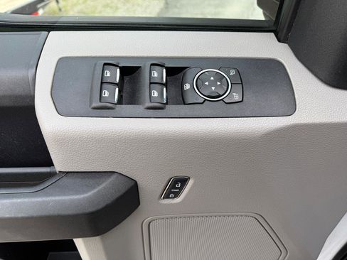 Used 2017 Ford F350 XL image 23