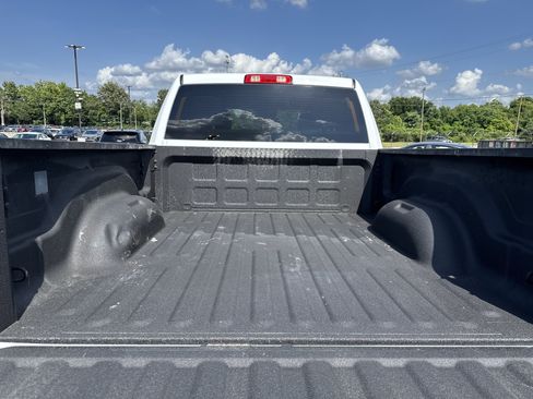 Certified 2025 RAM 2500 Big Horn AWD/4WD image 8